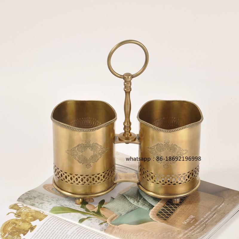 Tubo per posate con manico in  - Decor Lighting India recensione e prezzo